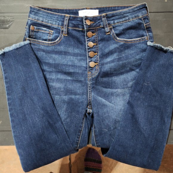 Natural Denim Women's skinny cropped jeans with frayed hem, 5 button - Picture 1 of 3